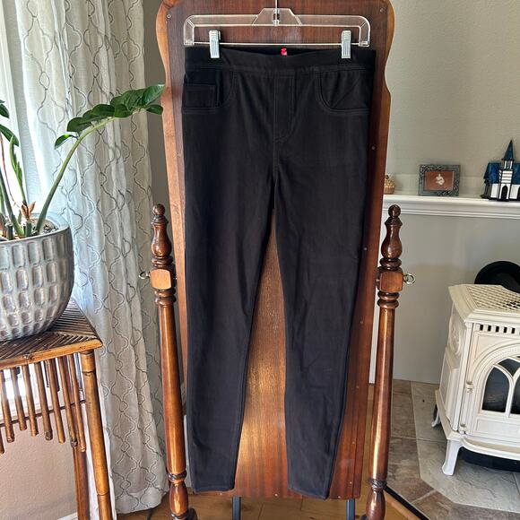 Spanx medium Black High Ankle Leggings pants Women w/ pockets - Picture 1 of 9